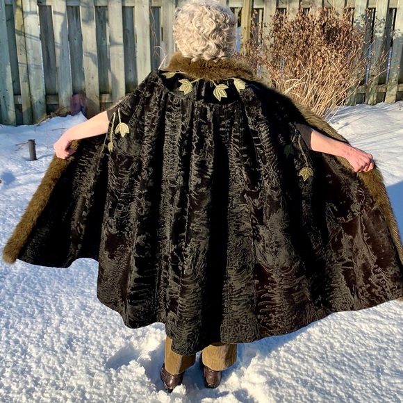 Vintage Leather Fox Fur Swakara Lamb Cape 1980’s - Picture 3 of 11